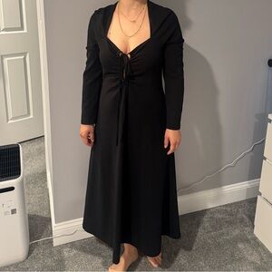 Elegant Black Long Sleeve Dress